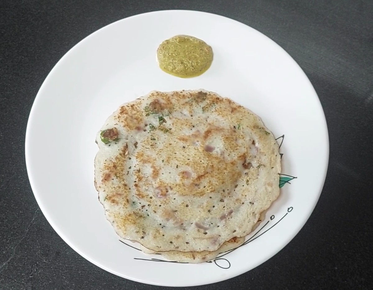 Thick Poha Dosa and Chutney Combo - Delishably