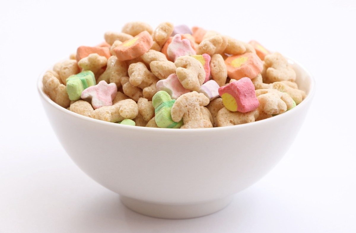 Cryptic Note Found Inside Box of Lucky Charms Has People Scratching