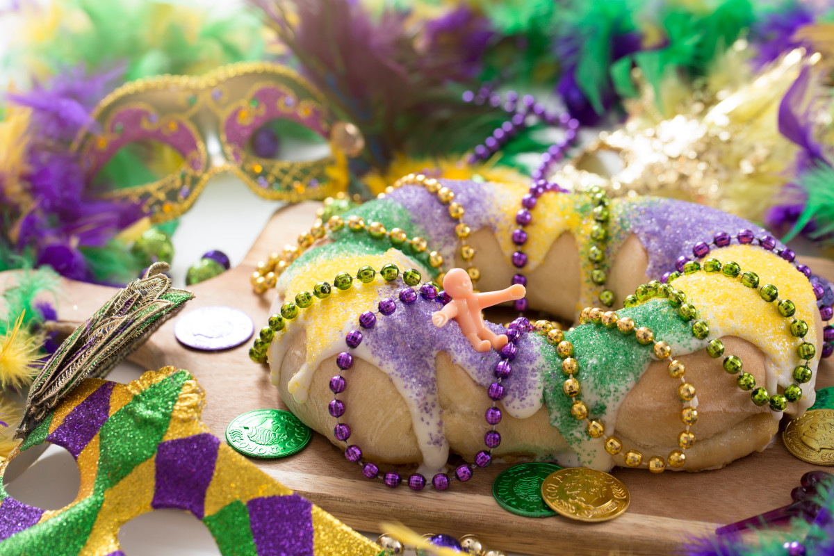 Important 'King Cake' Rules Everyone Celebrating Mardi Gras Needs To