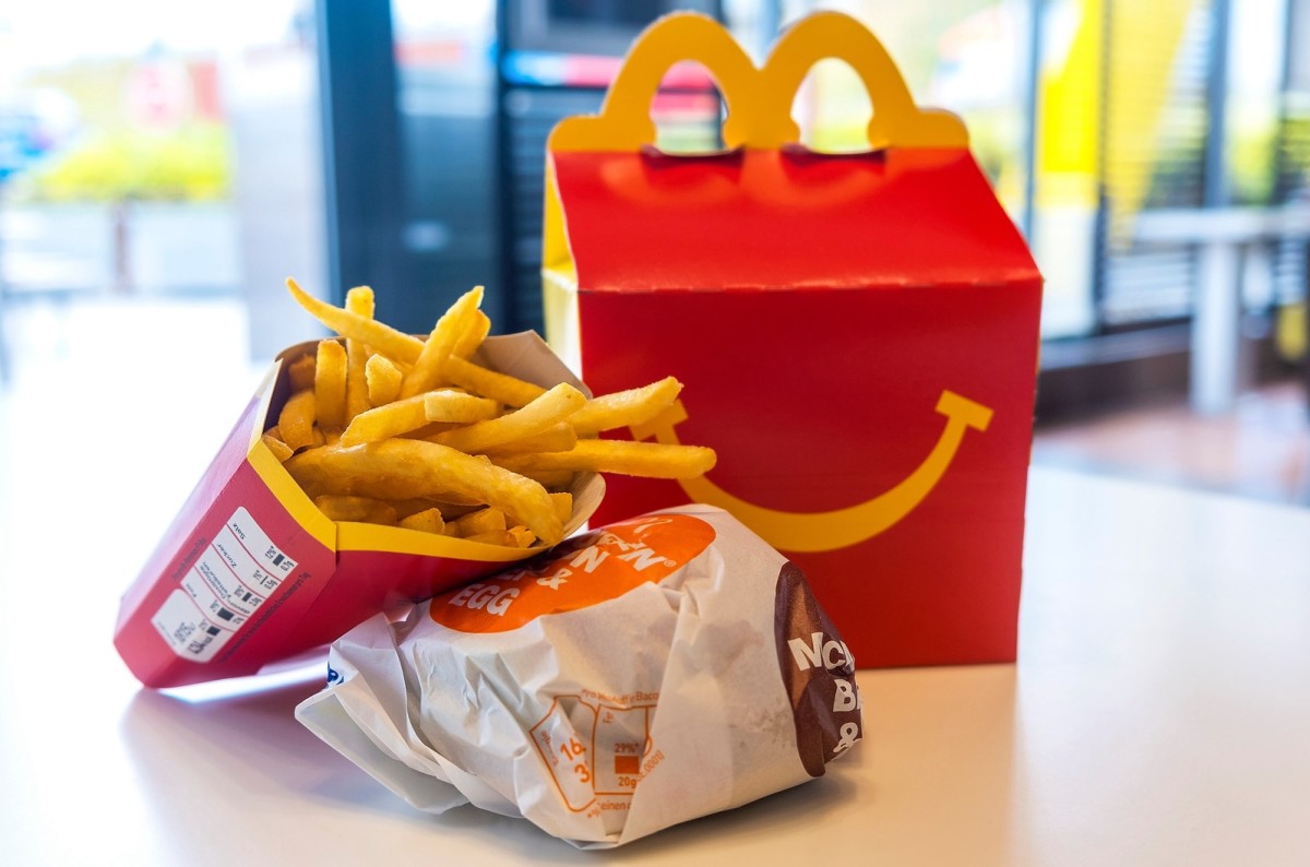 Doctor Gets Real About The Ingredients In Happy Meals And It’s Eye 