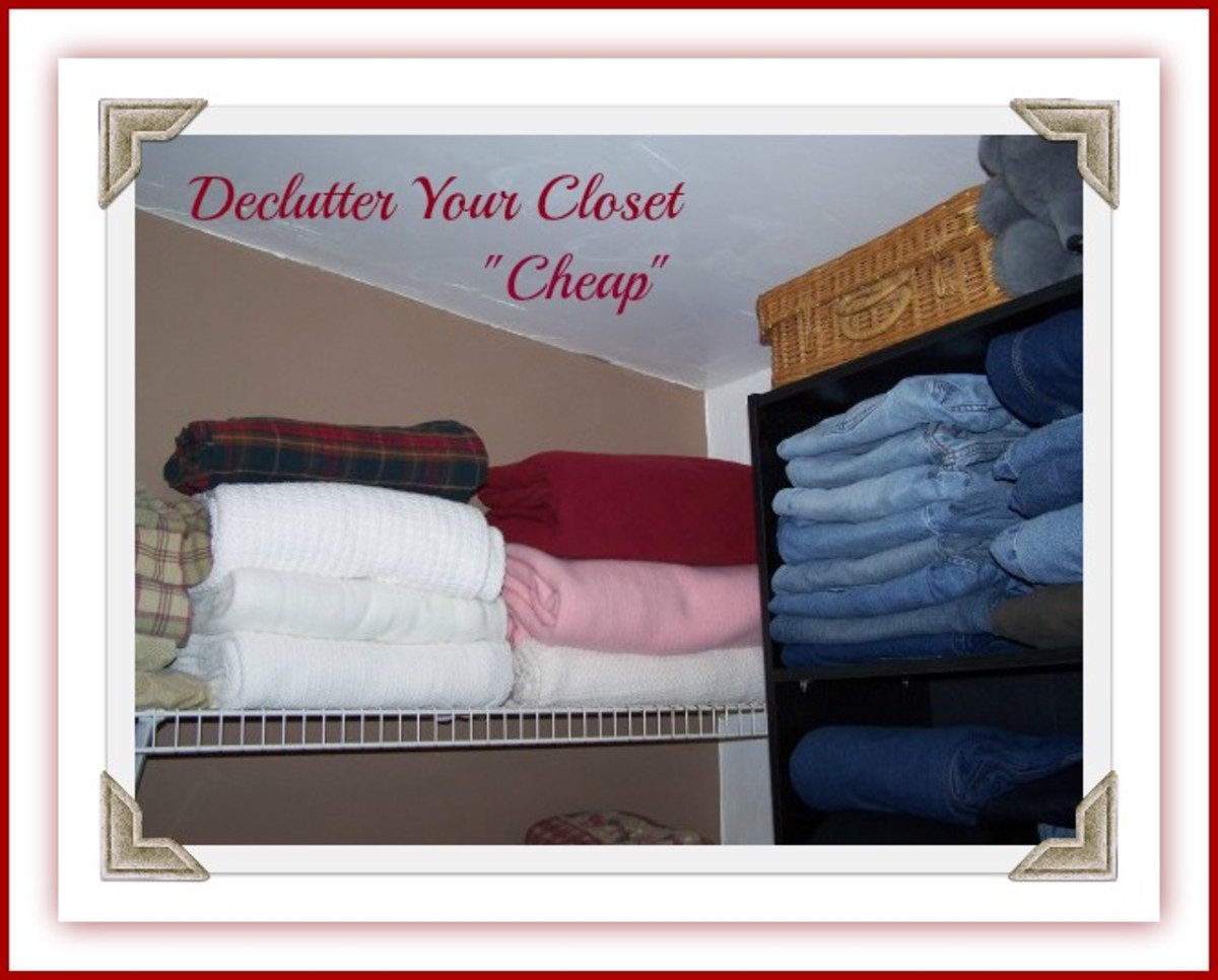 How I Organized My Closet, Cheap and Decluttered.