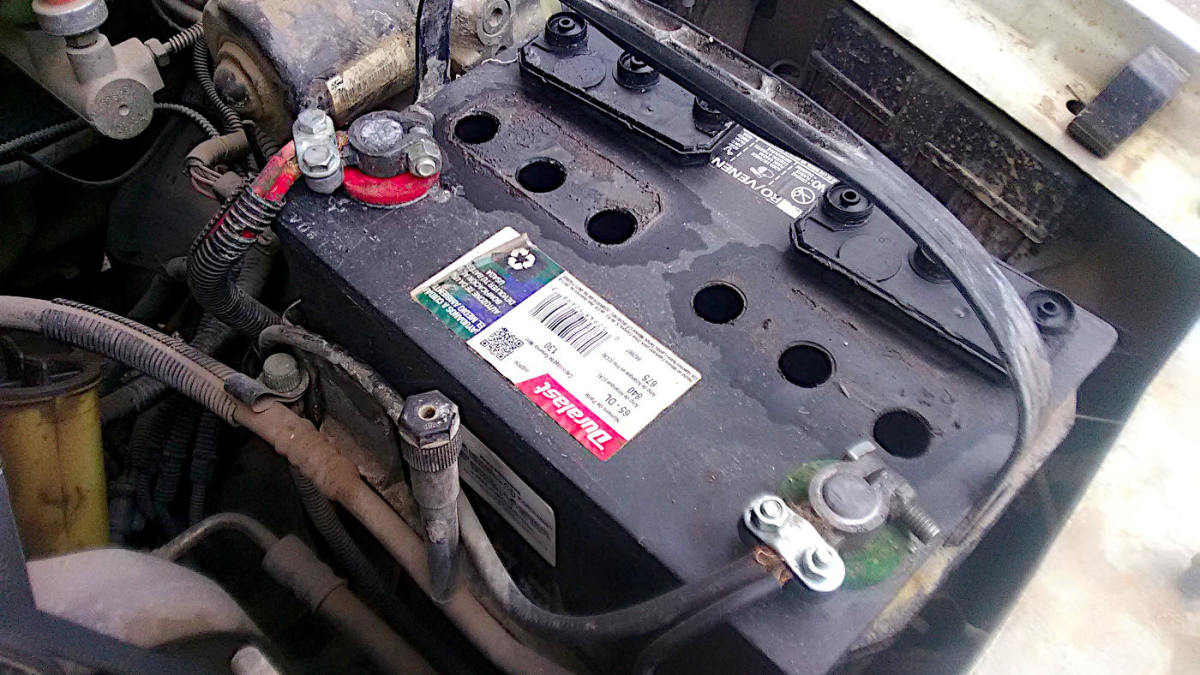 What Can Drain a Car Battery When the Car is Off? - HubPages