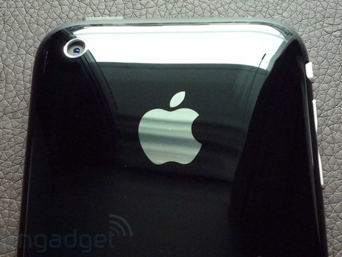 How to Get a Prepaid iPhone + Data Plan for $30 per Month