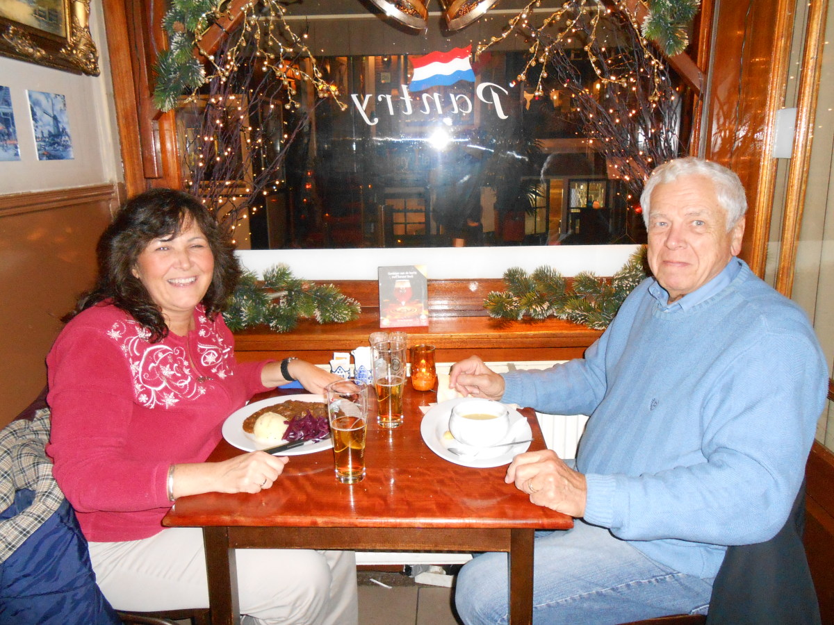 A meal at a favorite restaurant makes a great birthday gift! A meal at a favorite restaurant makes a great birthday gift!