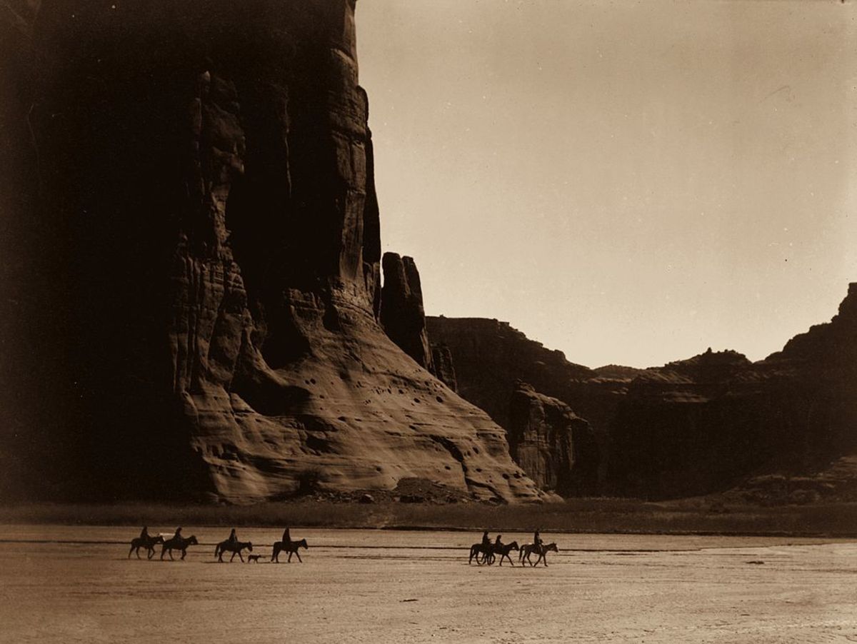 Navajo of Canyon de Chelly - Southwest United States