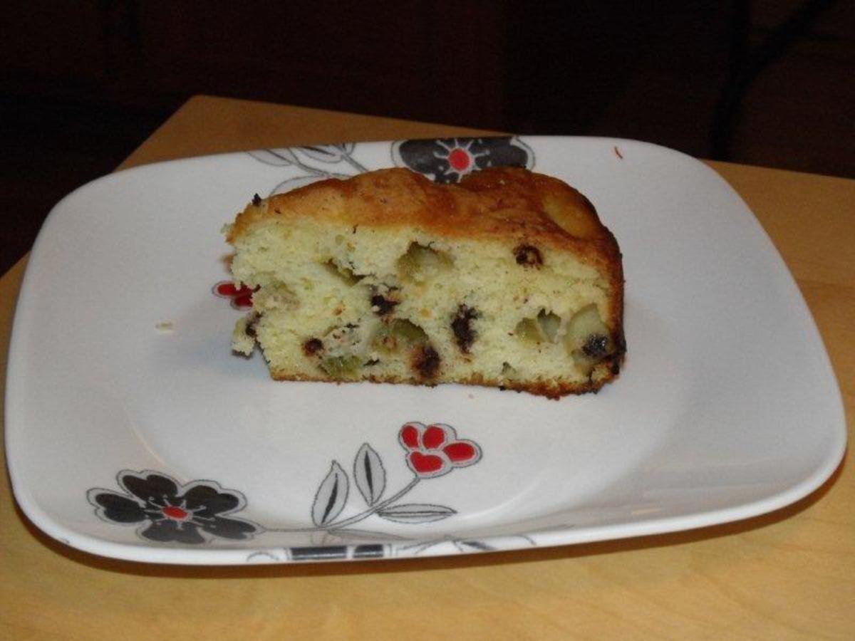 Rhubarb Chocolate Chip Cake