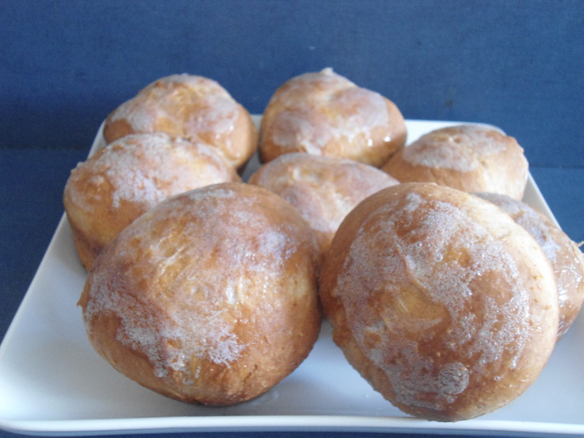 Whole Wheat Buttermilk Dinner Rolls