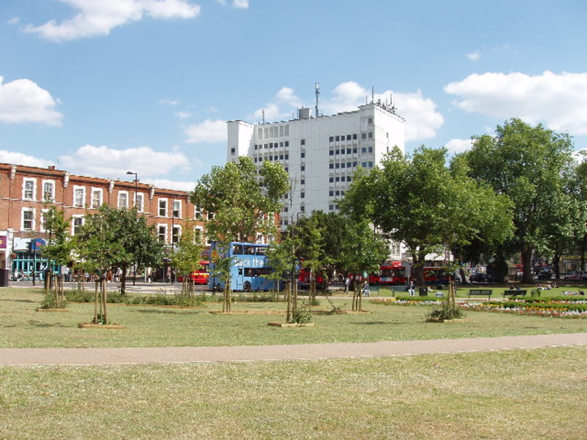 Visiting Ealing, London, England: Haven Green — Jewel in the Crown of