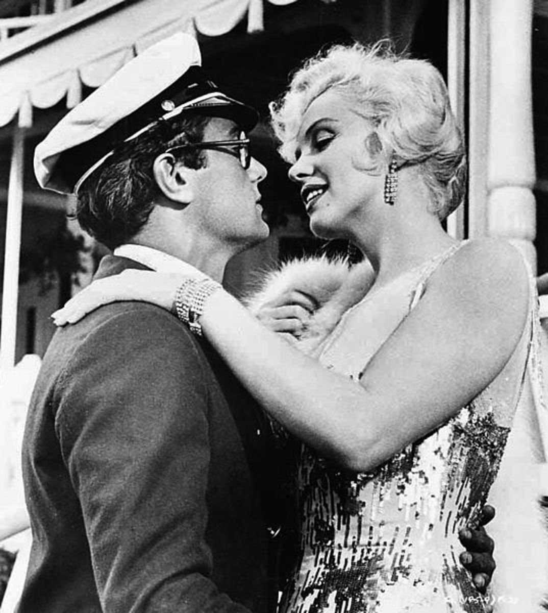 ''Some Like It Hot'' Celebrates Its 60th Anniversary This Year, so Here Is the Story of This Comedy Classic.