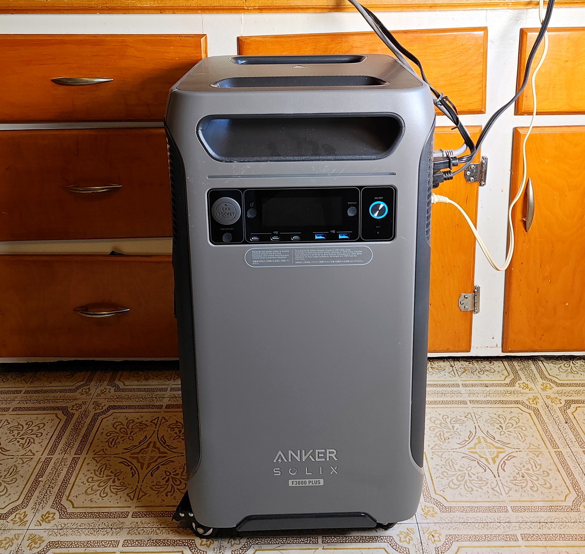 Review of the Anker SOLIX F3800 Plus Portable Power Station