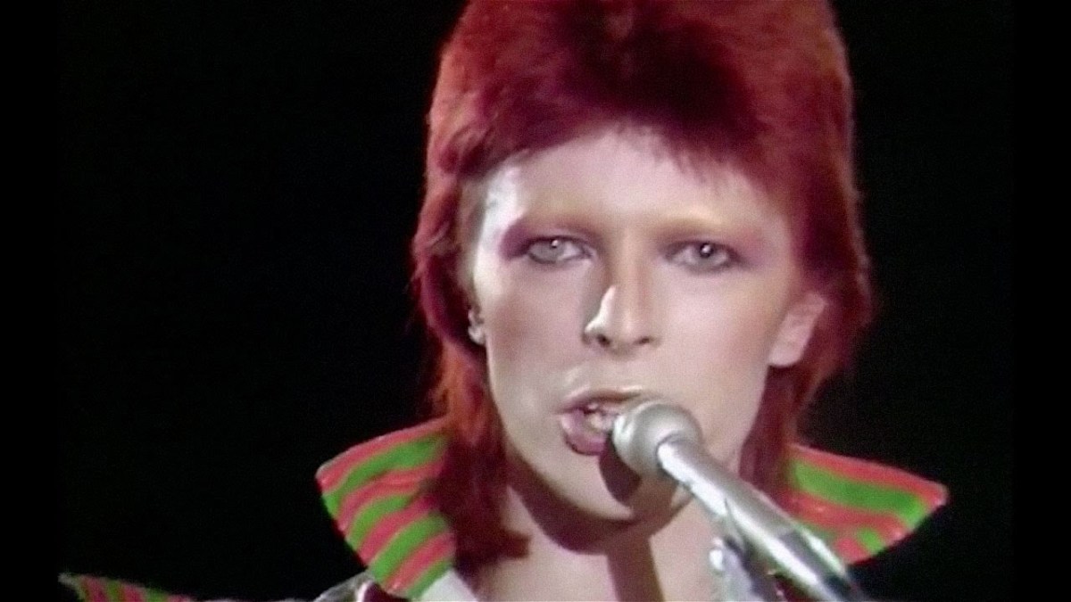 100 Best Songs About Aliens