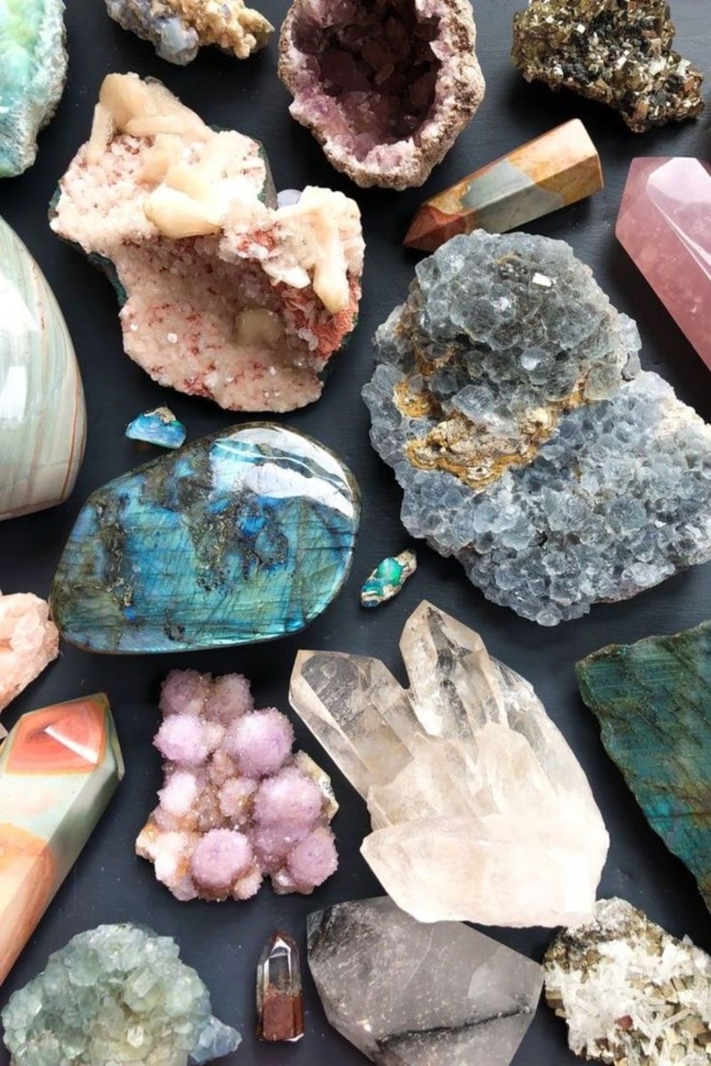 Top 10 Crystals for Creativity and Self-Expression