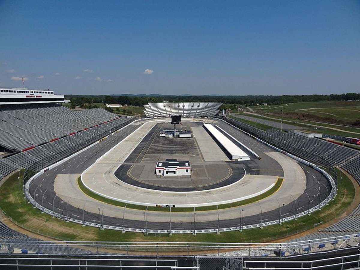 Martinsville Speedway, the Oldest Nascar Sprint Cup Race Tracks