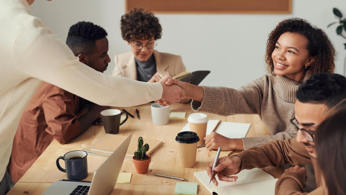 How Startups Use AI Technology to Compete With Big Brands and Win