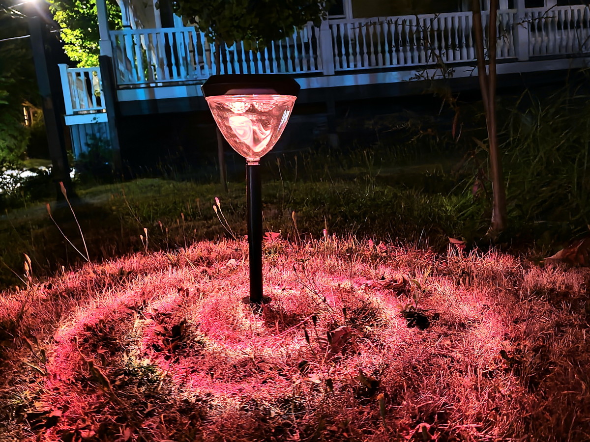 Review of the Linkind SP6 Smart Solar Pathway Lights