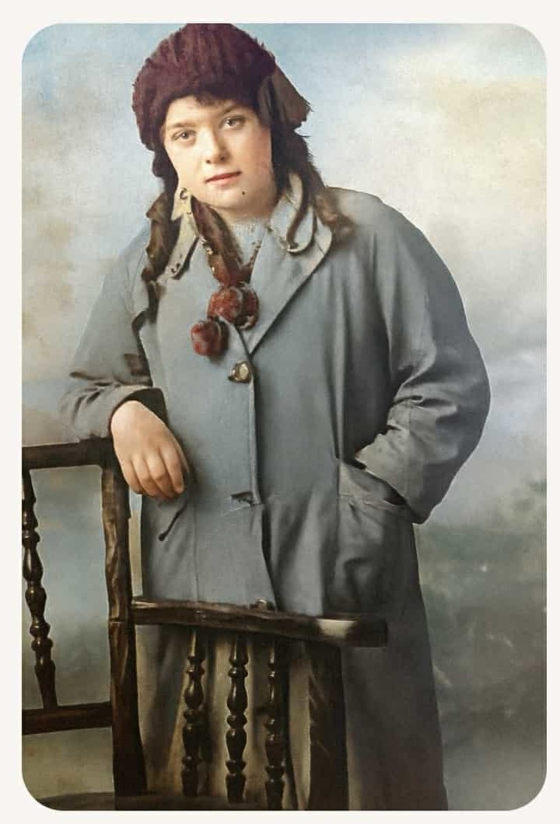A Nostalgic Look at my Grandma's Youth and Life in Early 20th Century Leeds