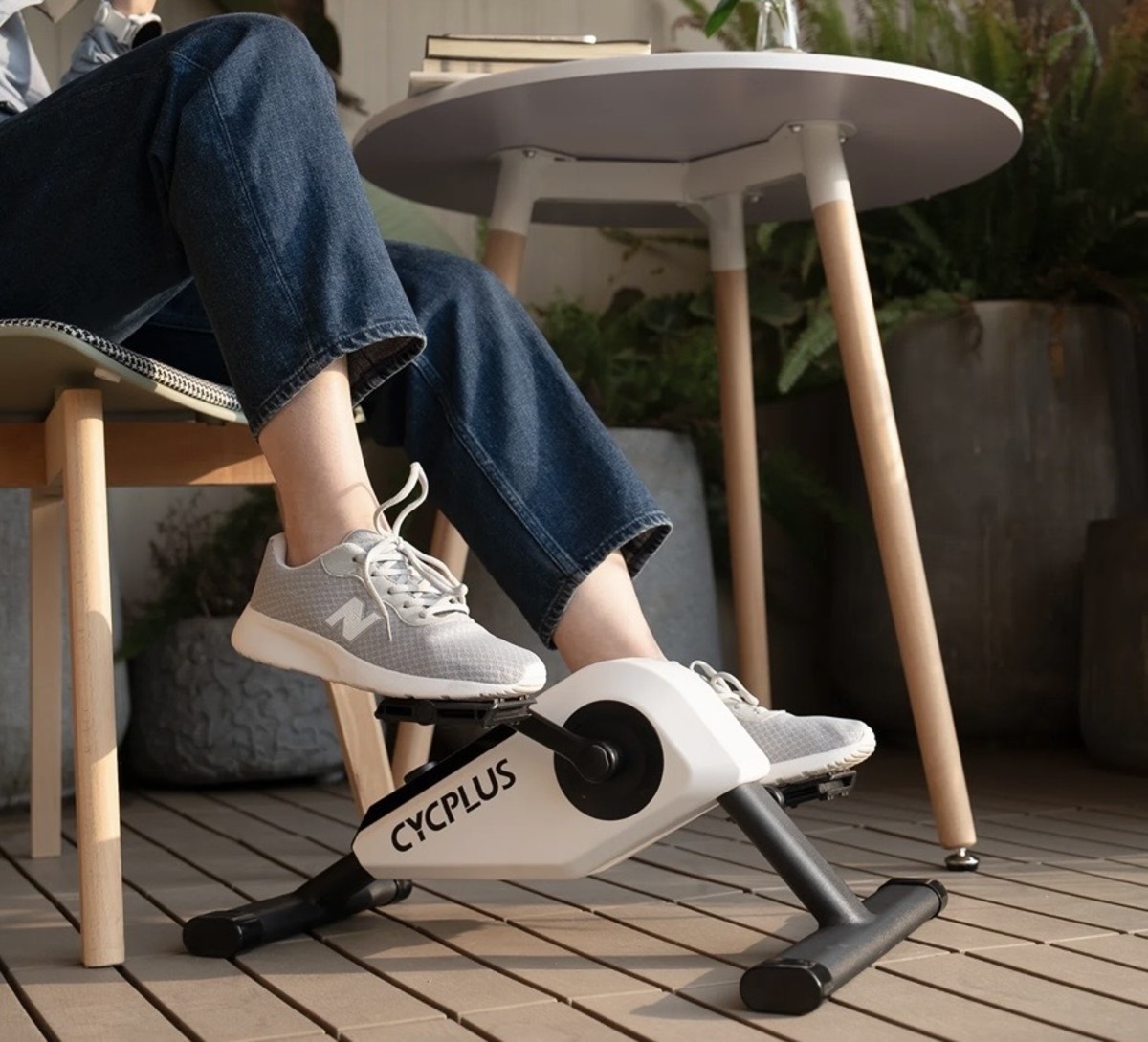 Cycling While Seated - CYCPLUS’ Mini Pedal Exerciser