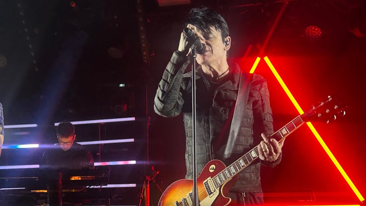 50 Best Bands Like Gary Numan