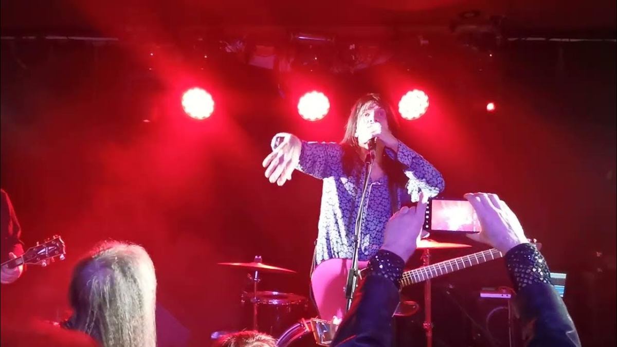 50 Best Bands Like Gene Loves Jezebel