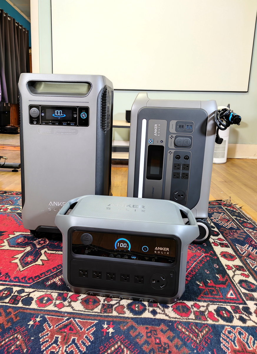 portable power station with solar charging BLUETTI AC180 Solar Portable Power Station