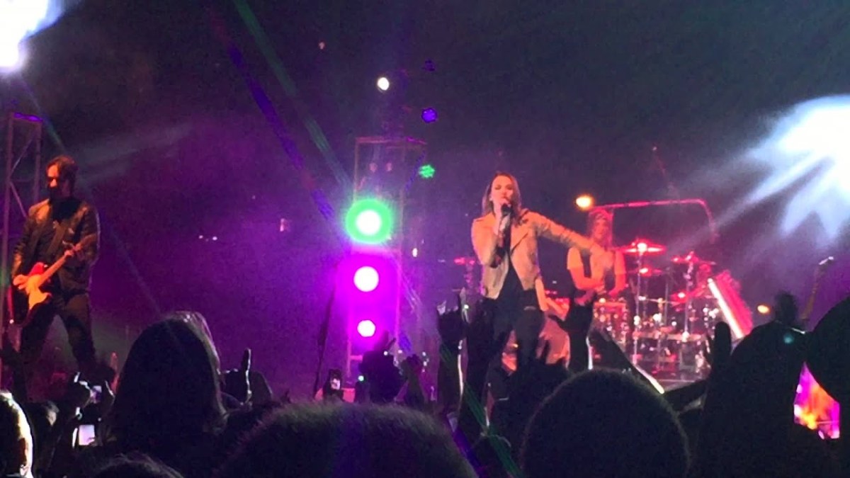 50 Best Bands Like Halestorm