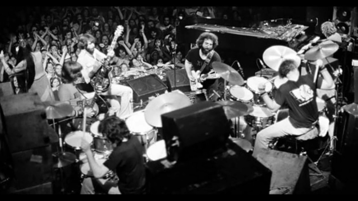 50 Best Bands Like Grateful Dead