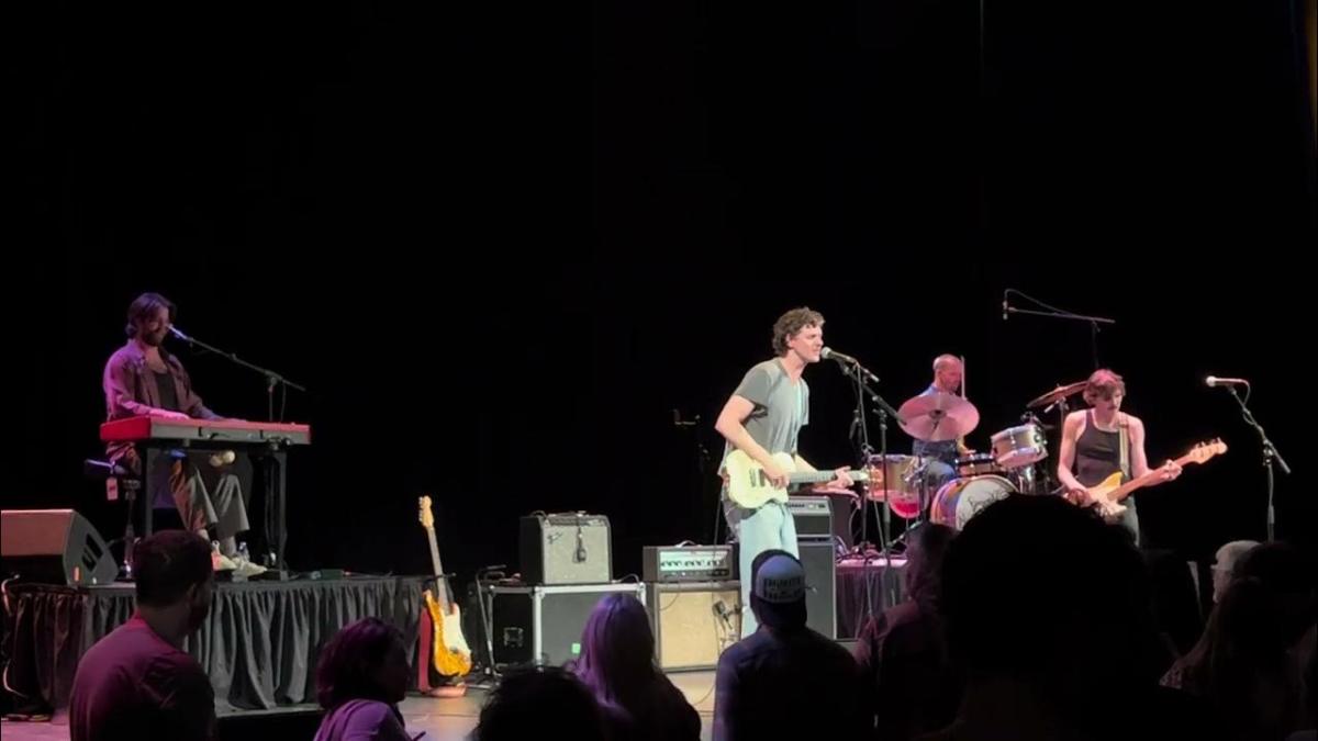 50 Best Bands Like Houndmouth