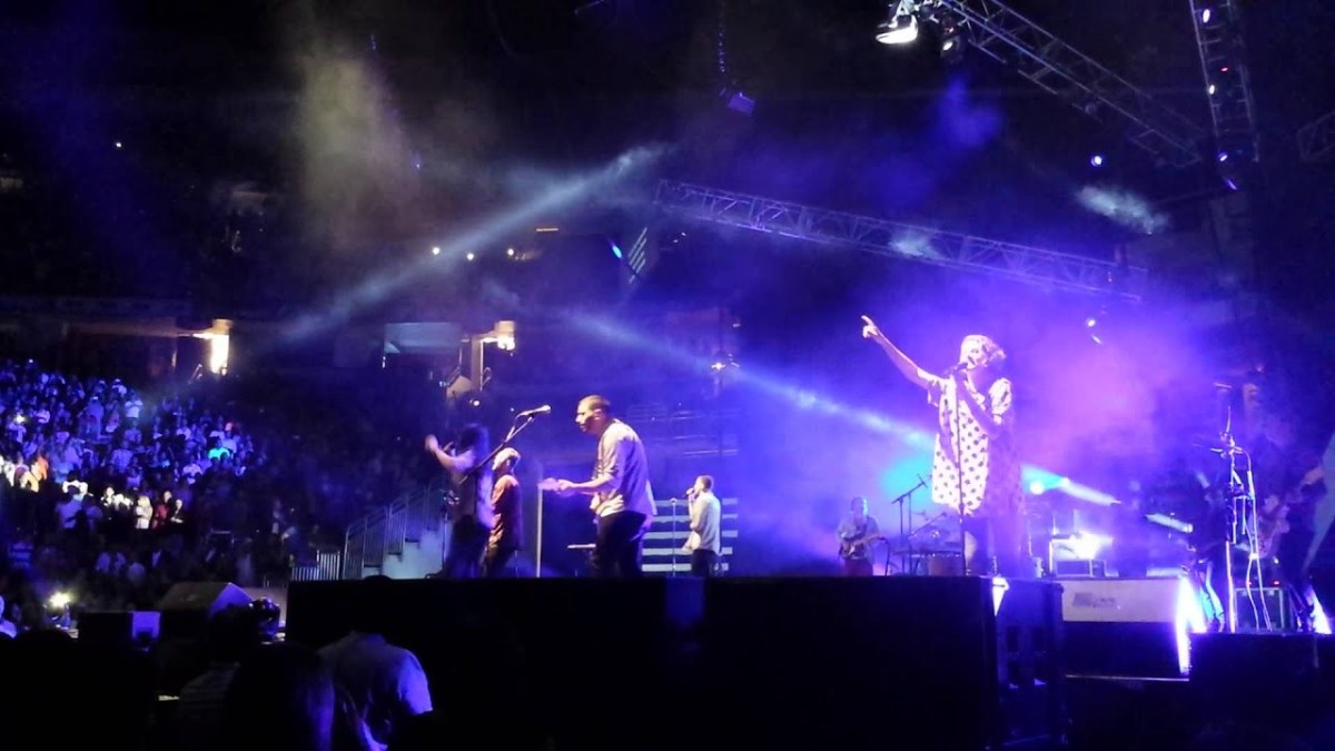 50 Best Bands Like Hillsong