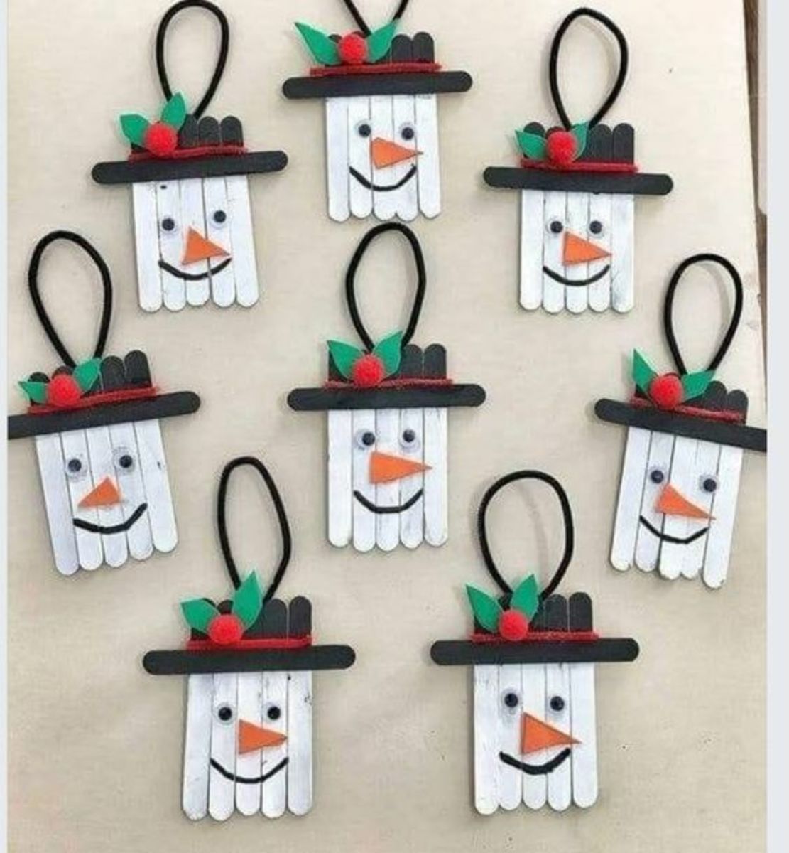 40+ Super Easy Christmas Crafts for Kids to Make