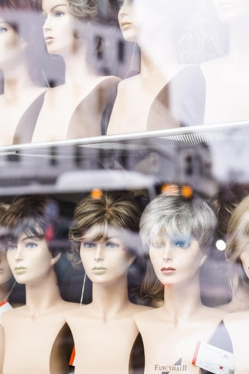 A Beginner's Guide to Wigs and Hairpieces