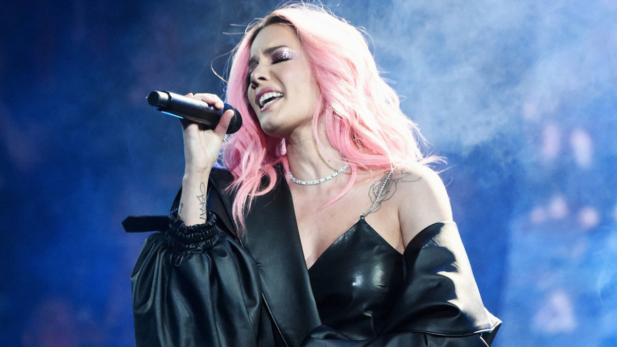 Halsey: A Relatively Unknown Voice of a Generation