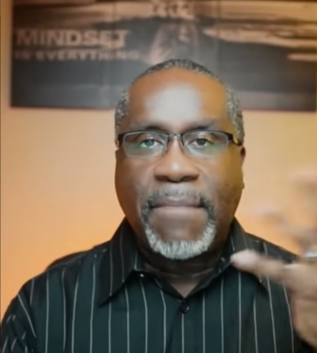 Pastor Duane Youngblood Accuses Bishop T.d. Jakes and Two Other Spiritual Fathers of Abuse