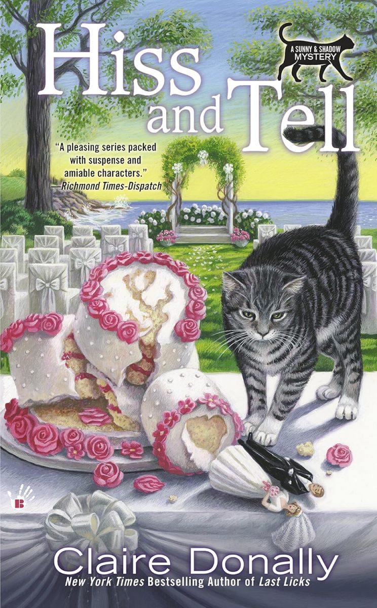 Retro Reading: Hiss and Tell by Claire Donally