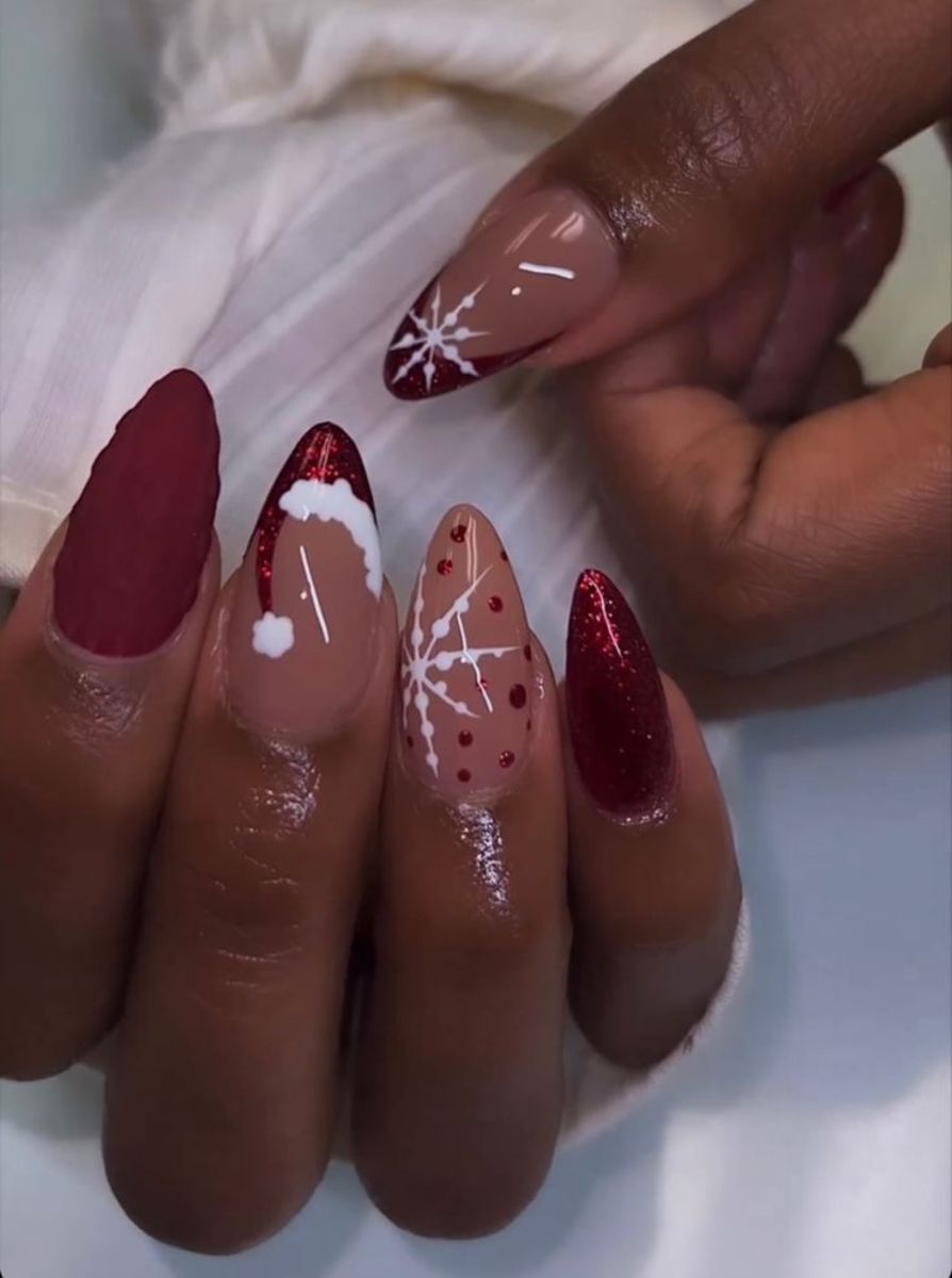 40+ Christmas Nail Art Designs for Short and Medium Nails