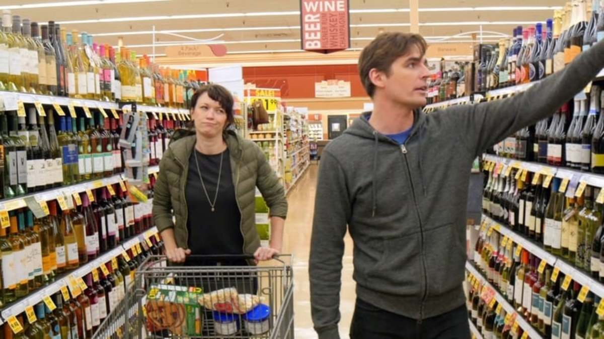 Thanksgiving Thursday: Drinksgiving (2016)