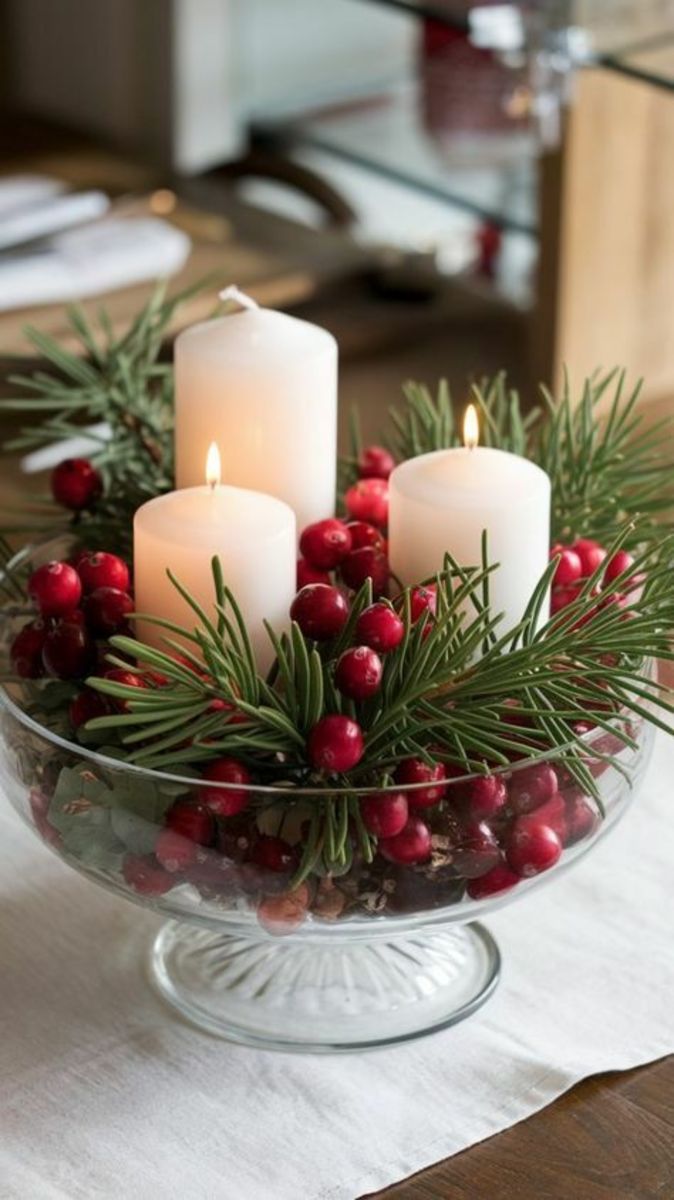 20+ Stunning Christmas Tablescape Settings and Decorating Ideas - HubPages