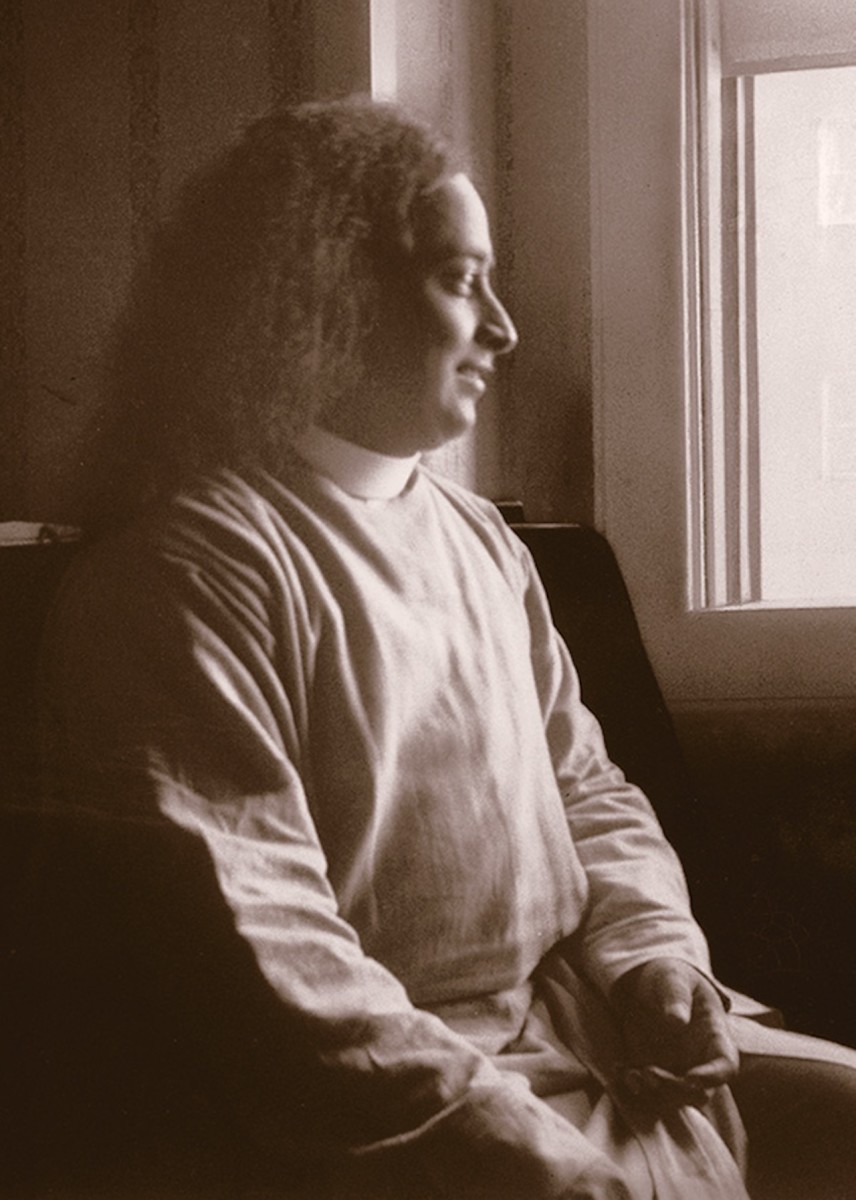 Full Image:  Paramahansa Yogananda