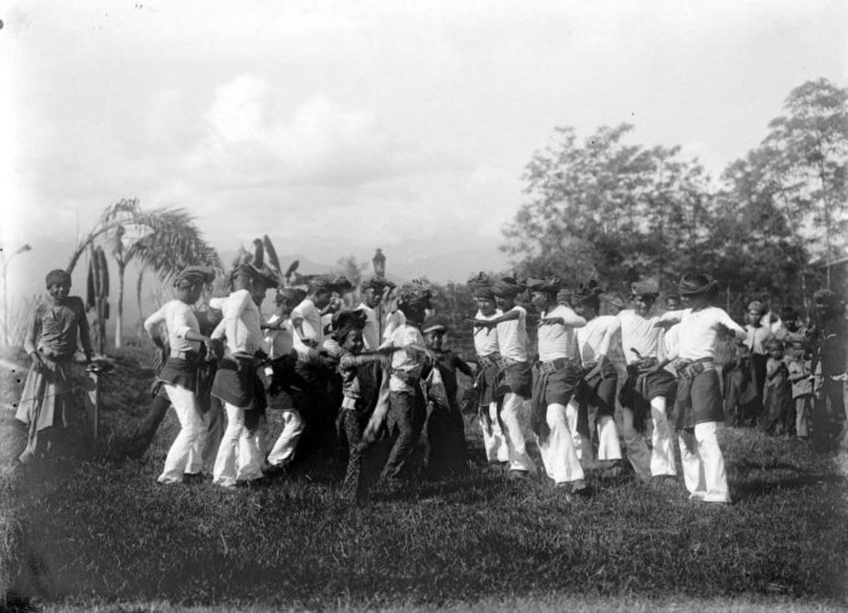 Seudati, Traditional War Dance of Aceh