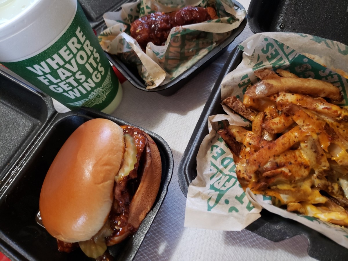 Wingstop Food Review: Chicken Sandwich and Chicken Tenders Meal