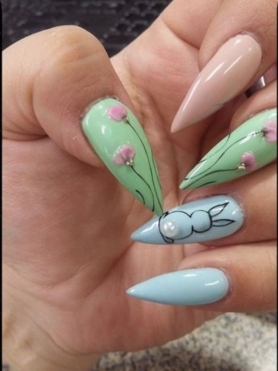 Floral Bunnies Bring Pastel Magic to Nails