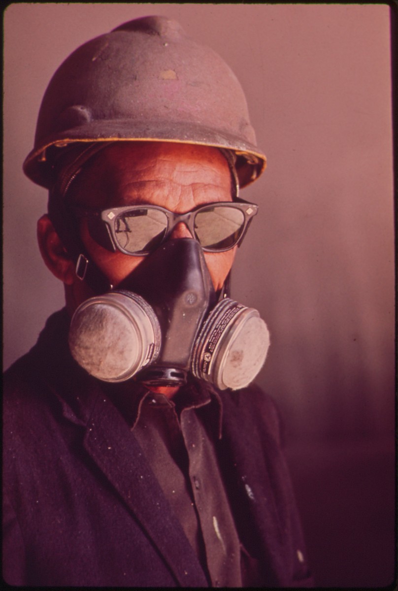 How to Safely Do Spray Painting